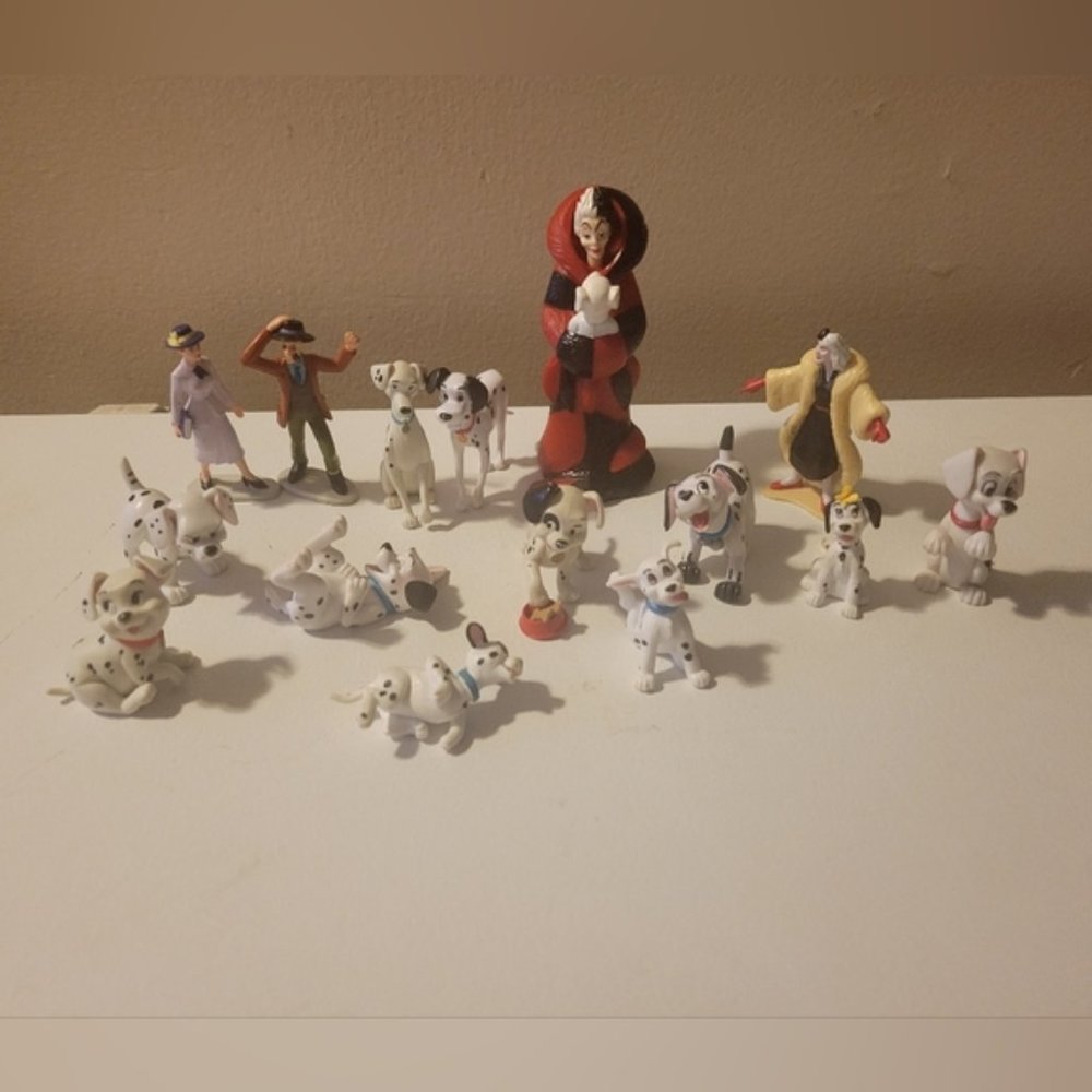 Disney 101 Damations Figures